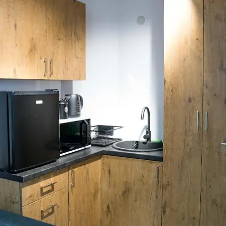 בית הארחה Good Night ורשה