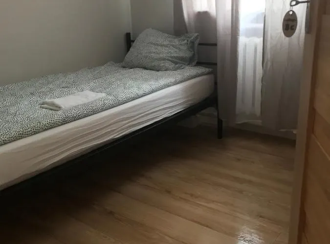 Good Night * وارسو