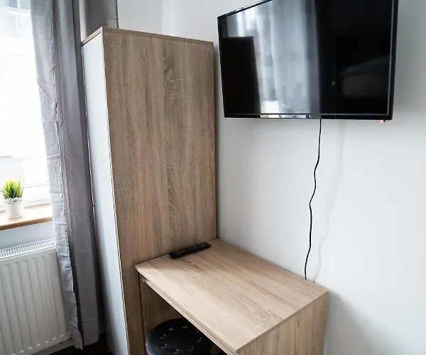 Good Night * وارسو